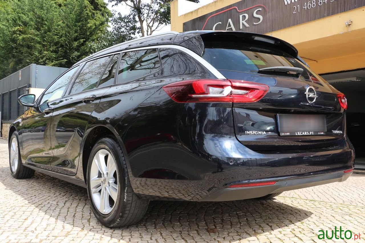 2017' Opel Insignia Sports Tourer photo #6