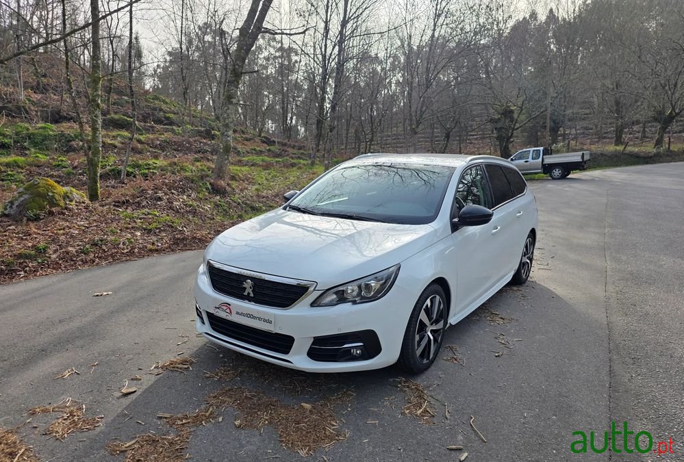 2022' Peugeot 308 Sw photo #6