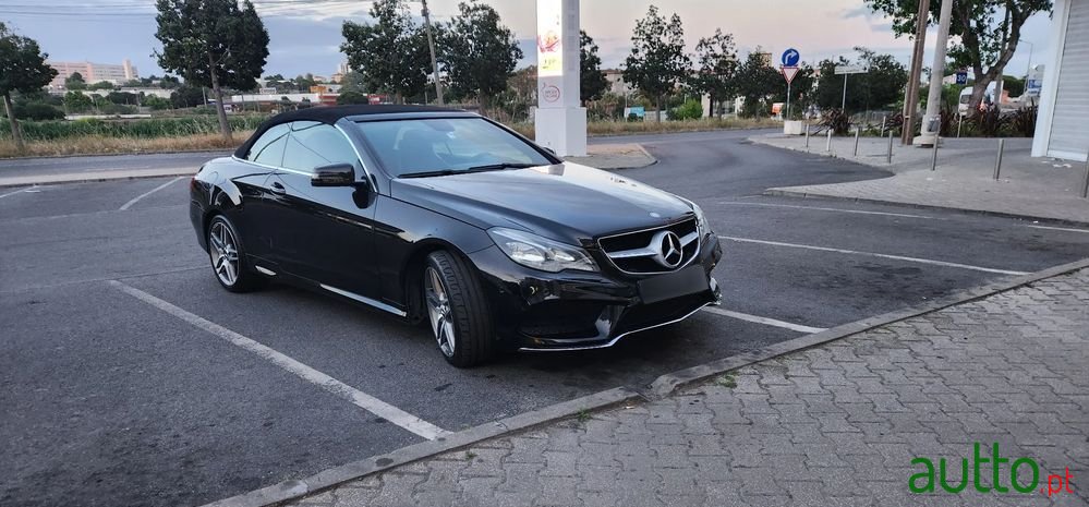 2014' Mercedes-Benz 220 photo #1