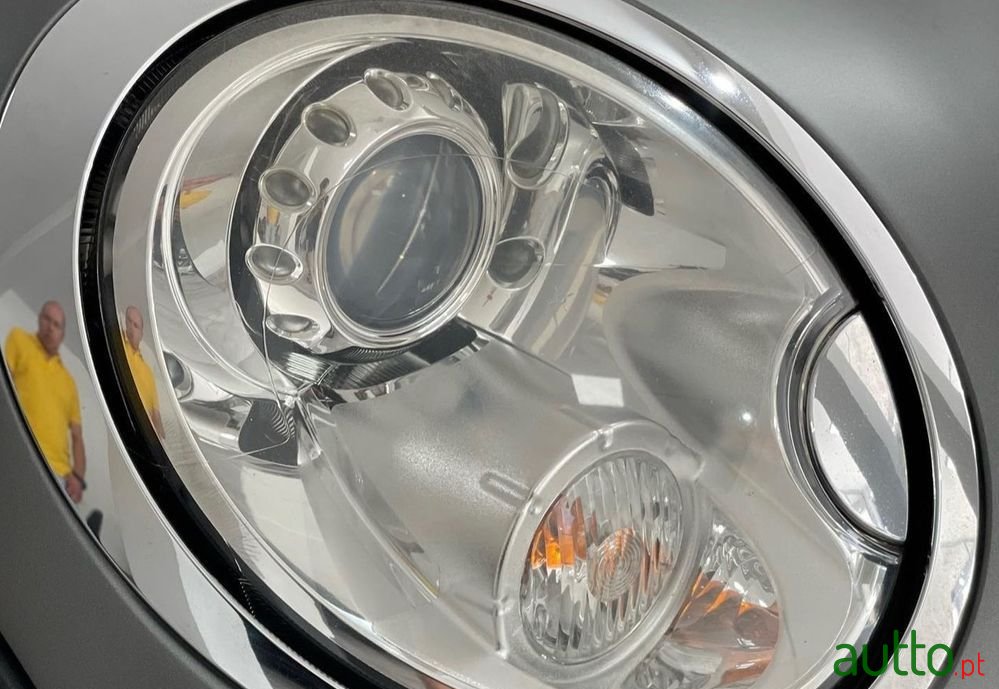 2010' MINI Cooper photo #5