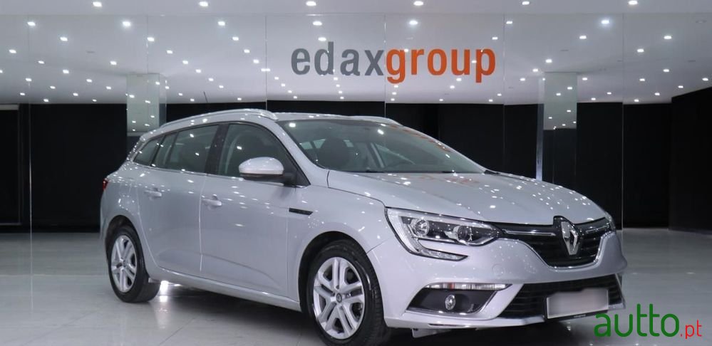 2017' Renault Megane Sport Tourer photo #1