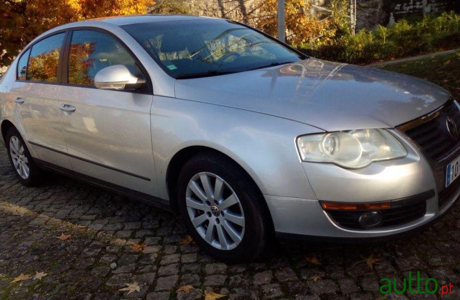 2008' Volkswagen Golf Variant photo #5