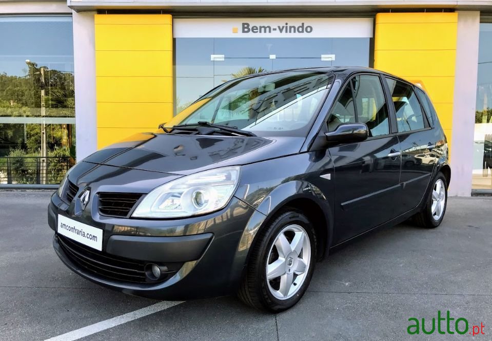 2008' Renault Scenic photo #3