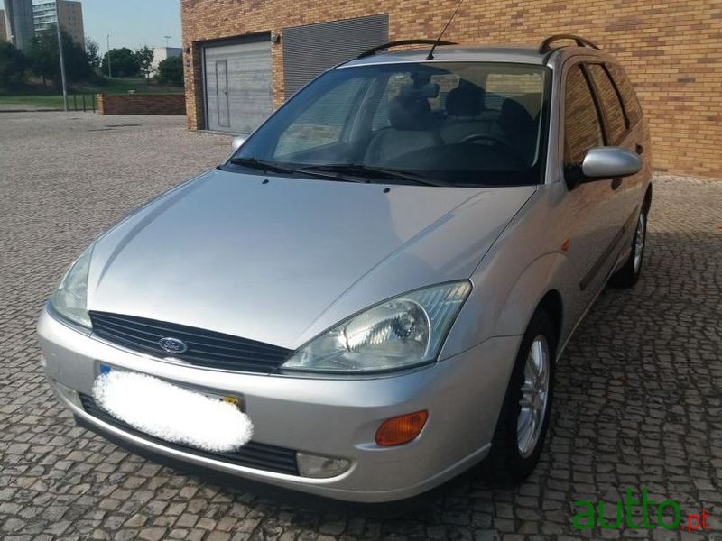 1999' Ford Focus Sw photo #1