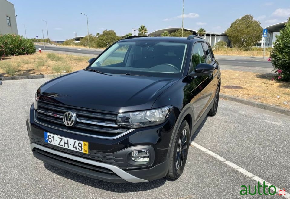 2019' Volkswagen T-Cross photo #1