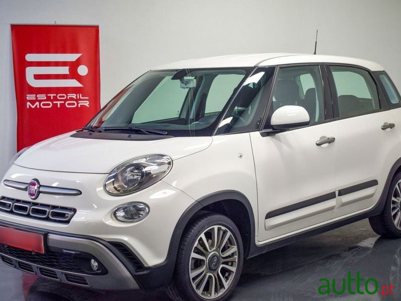 2019' Fiat 500L 1.3 Mj City Cross photo #1