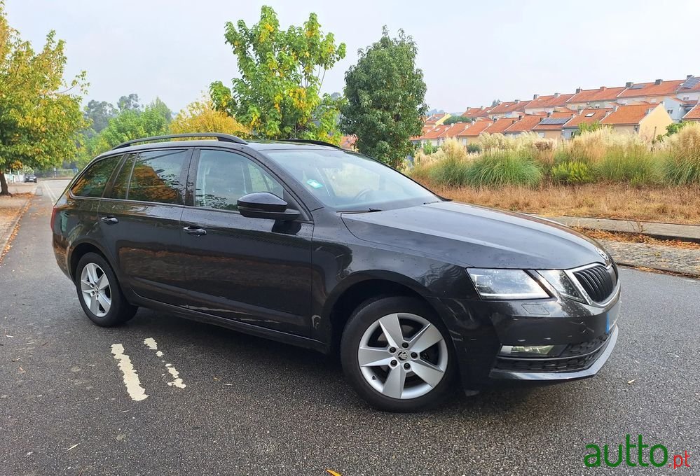 2018' Skoda Octavia Break photo #1