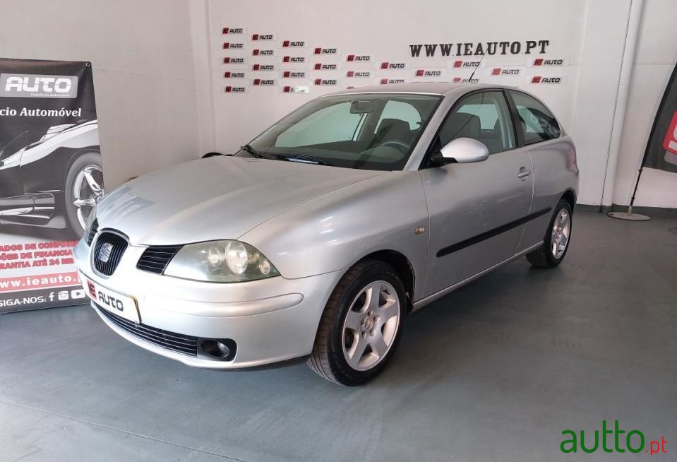 2003' SEAT Ibiza photo #1