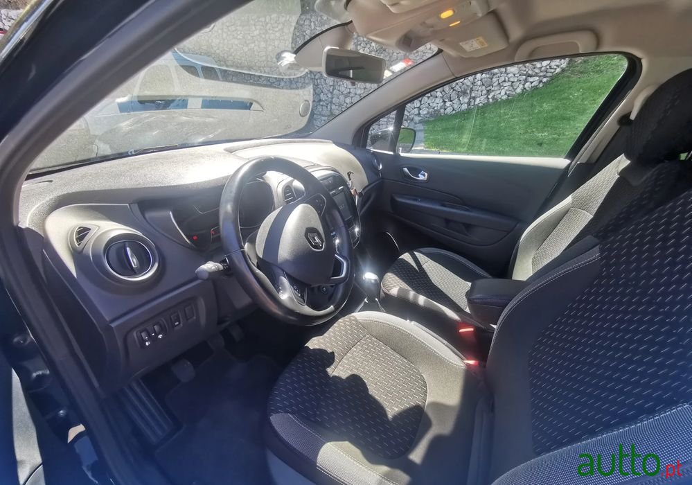 2018' Renault Captur photo #6