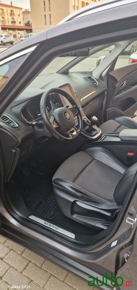 2017' Renault Grand Scenic 1.6 Dci Intens Ss photo #2