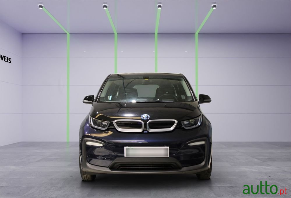 2021' BMW Série I photo #2