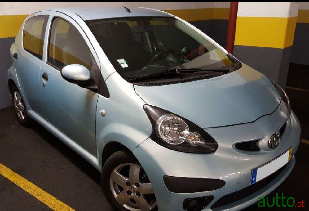 2006' Toyota Aygo 1.0 + Sport Pack photo #2