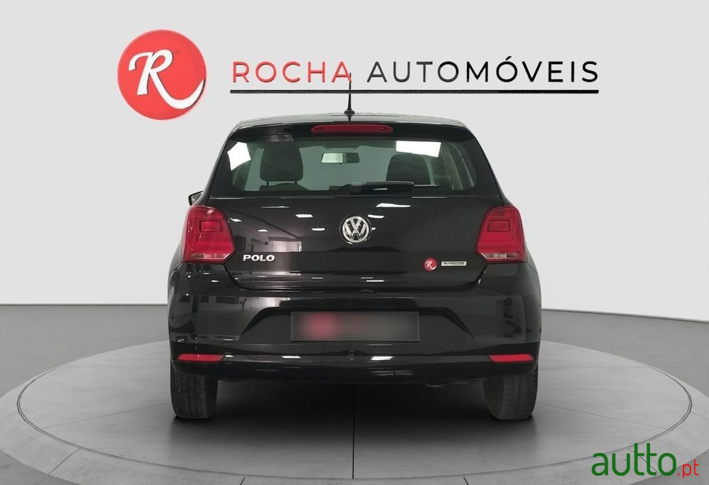 2015' Volkswagen Polo photo #4