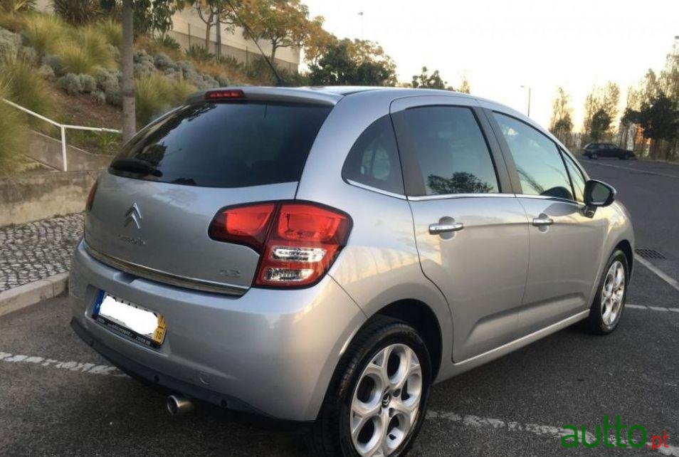 2011' Citroen C3 photo #1