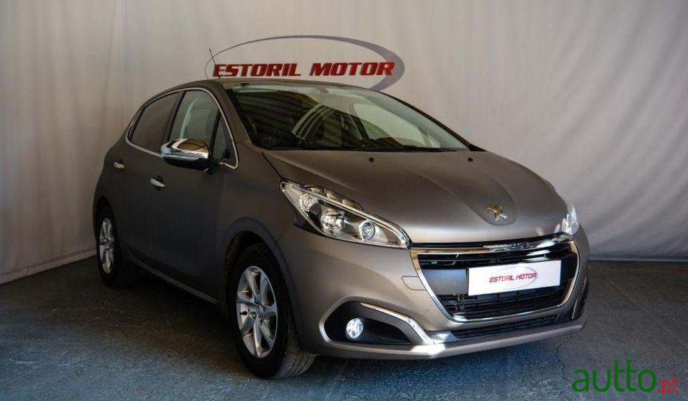2015' Peugeot 208 photo #2