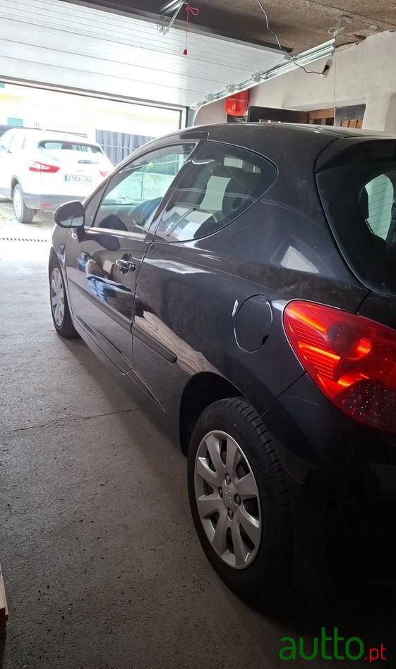 2007' Peugeot 207 1.4 16V Trendy photo #4