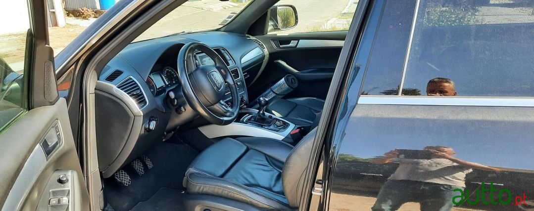 2010' Audi Q5 S--Line photo #4