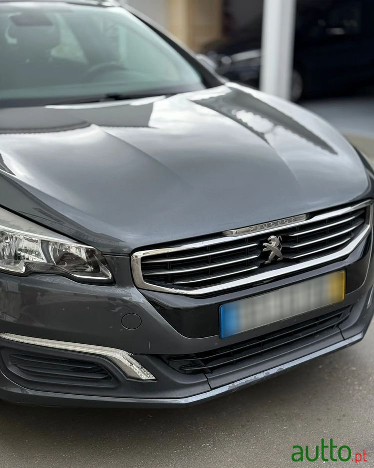 2014' Peugeot 508 Sw photo #3