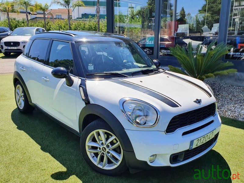 2010' MINI Countryman photo #4