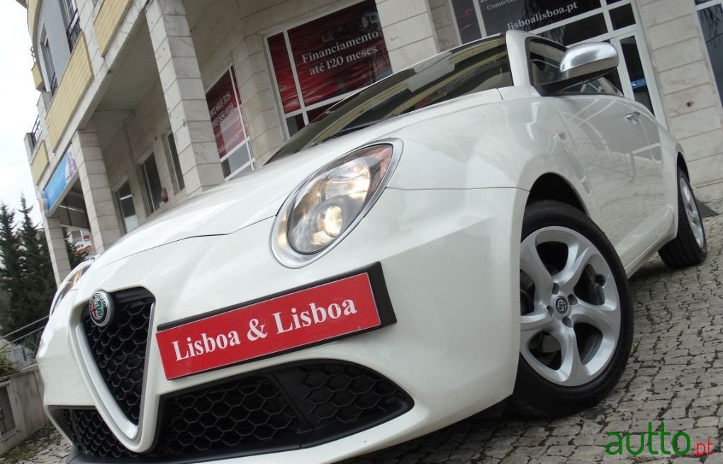 2018' Alfa Romeo MiTo photo #1