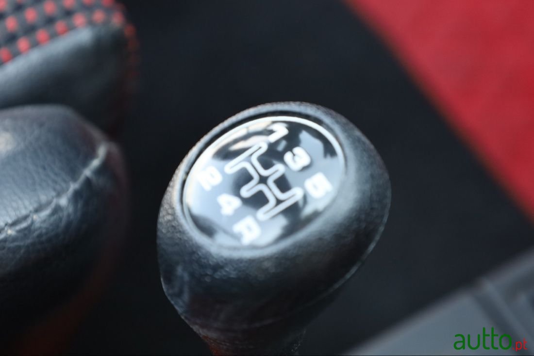 1990' Peugeot 205 photo #5