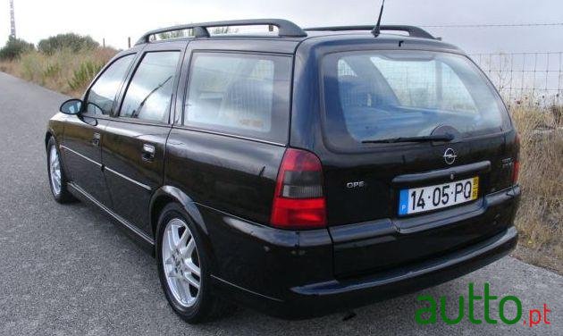 2000' Opel Vectra Caravan photo #3