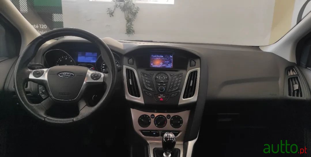 2013' Ford Focus photo #6