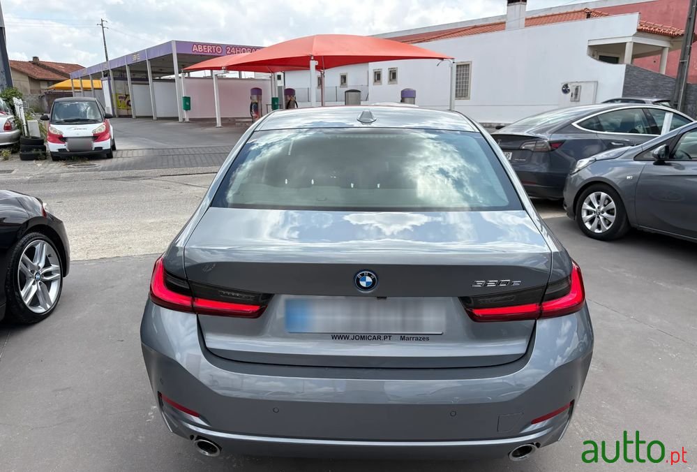 2024' BMW Série 3 E Line Luxury Auto photo #4