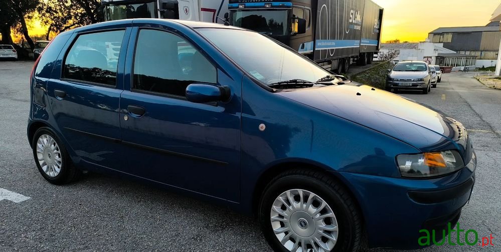 2001' Fiat Punto 1.9 Jtd Hlx photo #3
