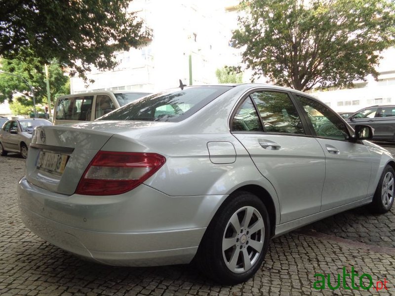 2009' Mercedes-Benz C-220 photo #4