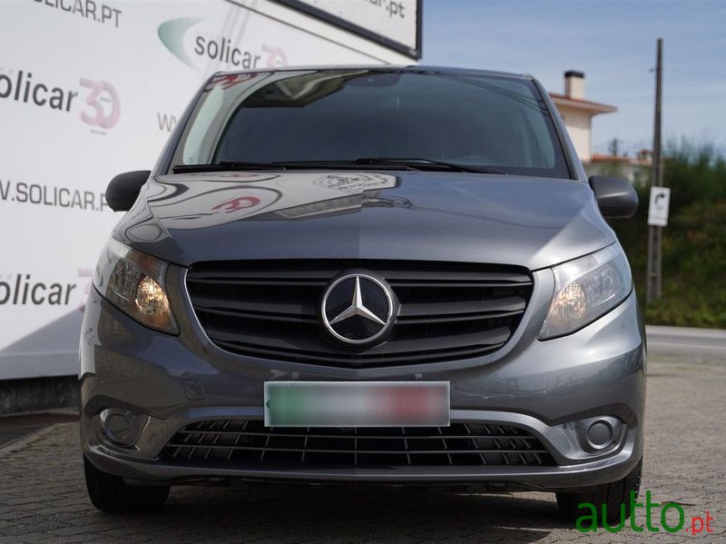 2022' Mercedes-Benz Vito Tourer photo #6