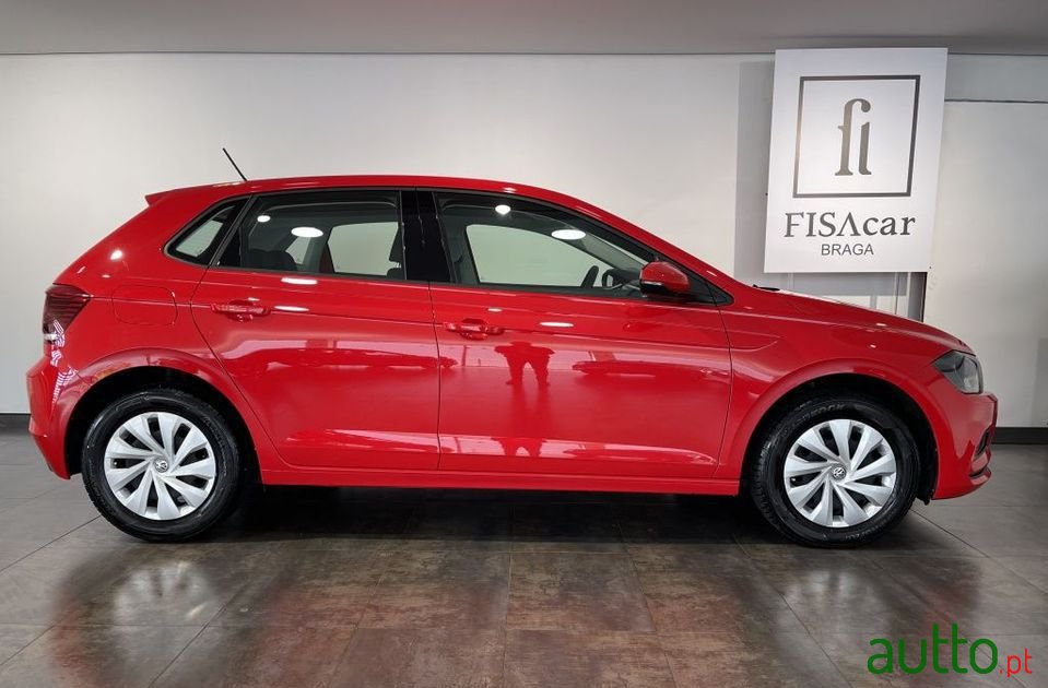 2018' Volkswagen Polo photo #4