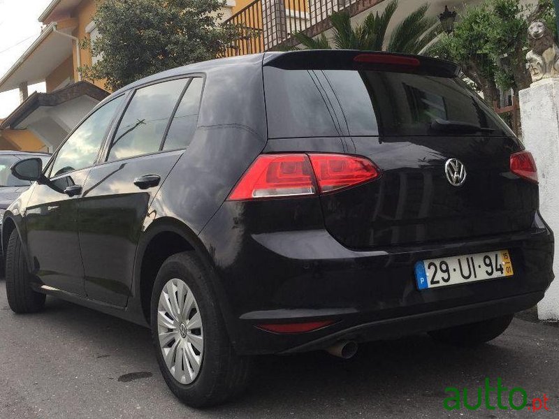 2015' Volkswagen Golf photo #1