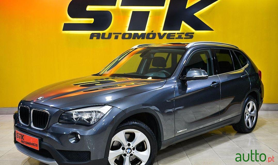 2014' BMW X1 20D Sdrive photo #2