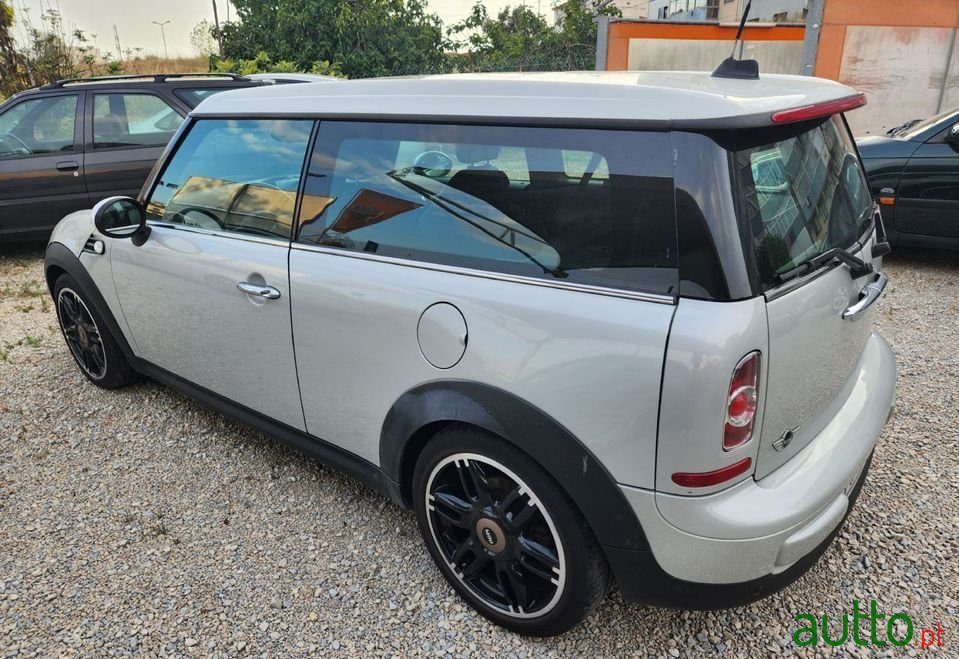 2010' MINI Clubman D photo #5