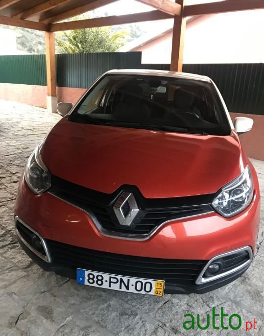 2015' Renault Captur photo #1
