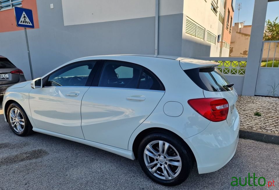 2015' Mercedes-Benz A-180 photo #5