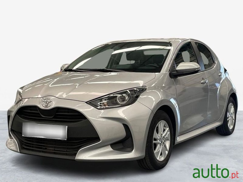 2022' Toyota Yaris photo #1
