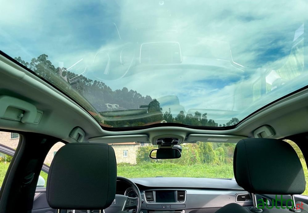 2015' Peugeot 508 Sw photo #3