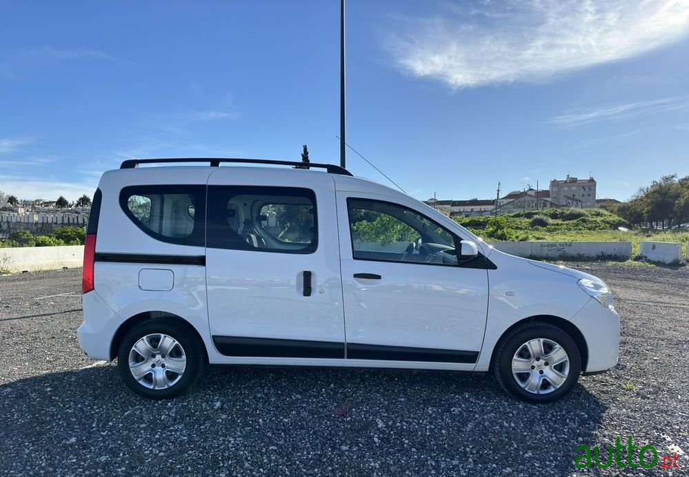 2018' Dacia Dokker 1.5 Dci Confort photo #6