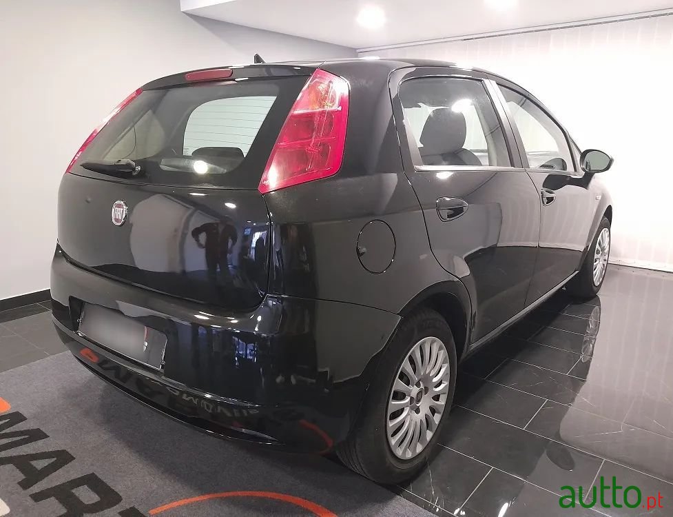 2008' Fiat Grande Punto photo #5