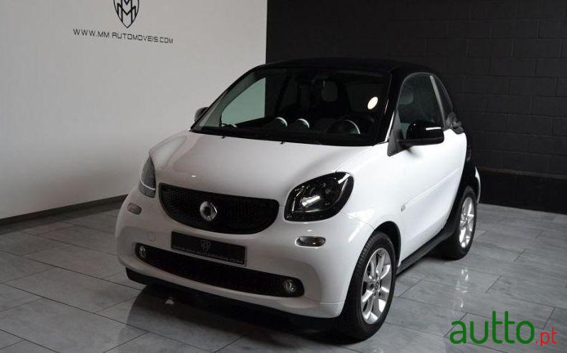 2015' Smart Fortwo 1.0 Passion 71 photo #2