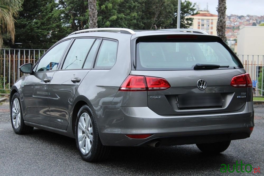 2015' Volkswagen Golf Variant photo #5