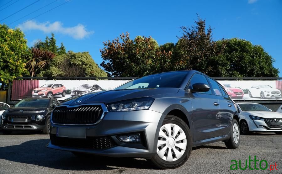 2023' Skoda Fabia 1.0 Mpi photo #3