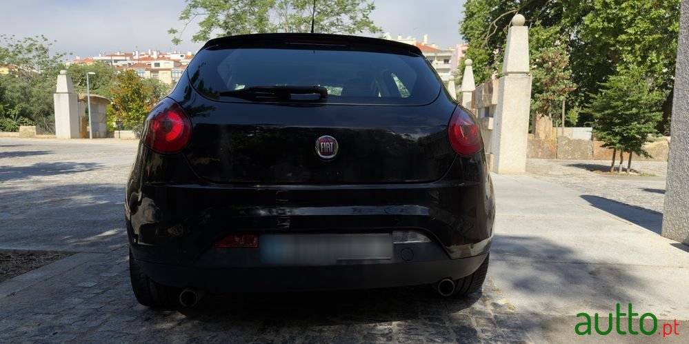 2011' Fiat Bravo photo #4