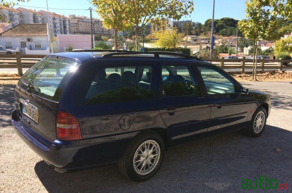 2000' Ford Mondeo Sw photo #1