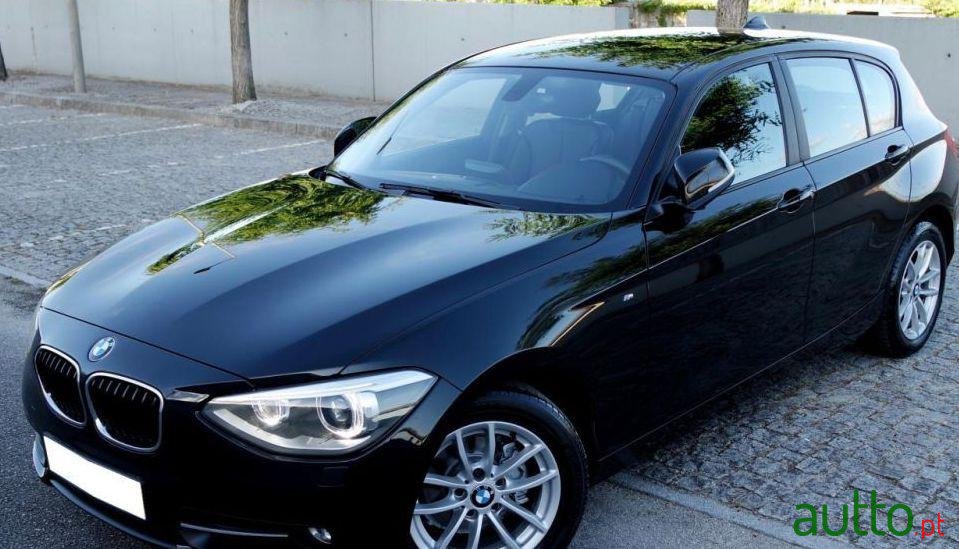 2013' BMW 118 D Pack M photo #2