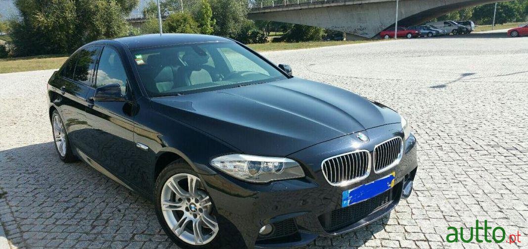 2011' BMW 520 photo #2