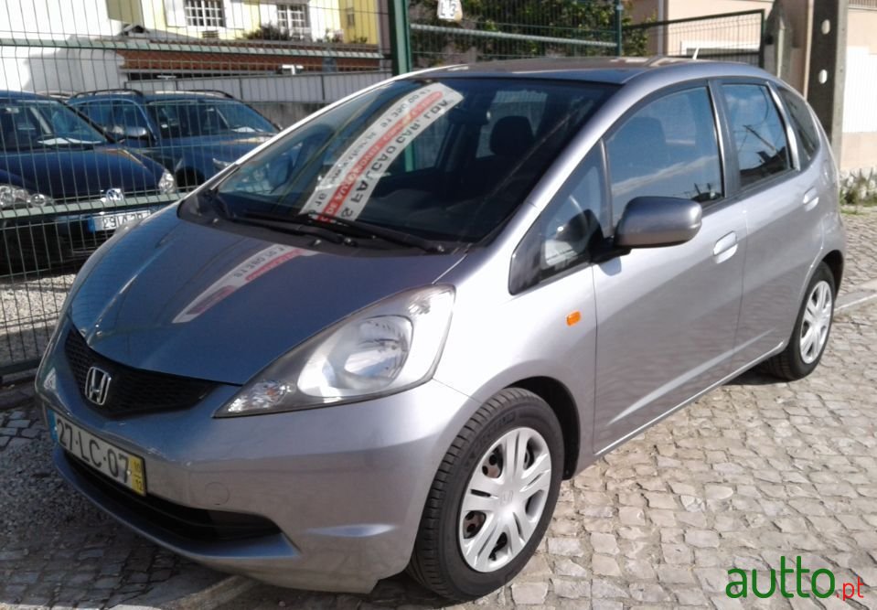 2010' Honda Jazz photo #1