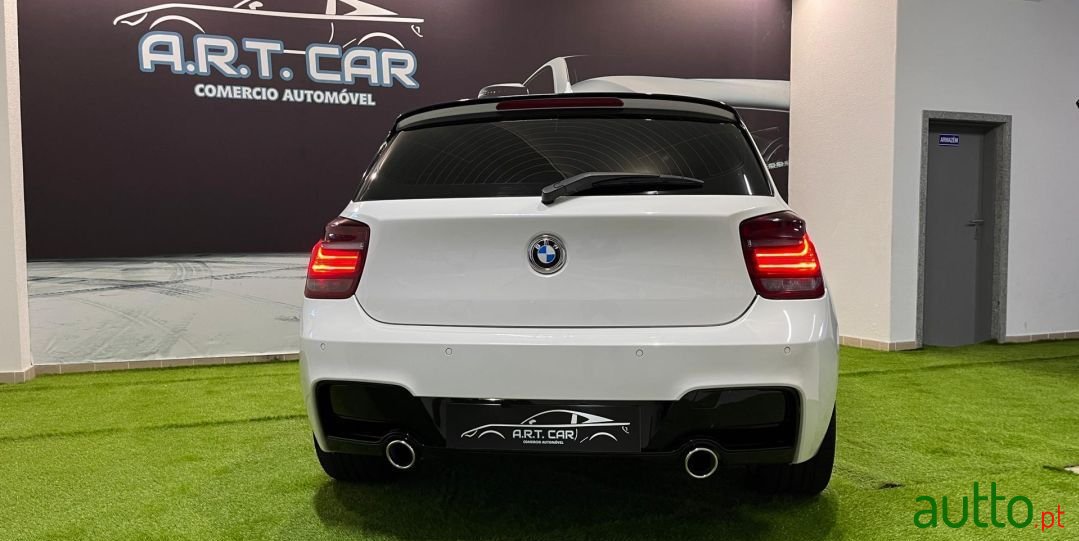 2013' BMW 118 photo #6